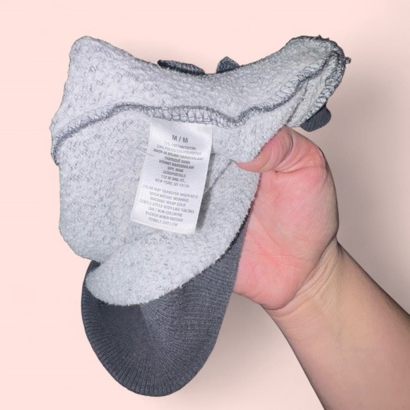 Vintage Y2K Aeropostale Hoodie Gray Logo Pullover Size Medium - Picture 8 of 8